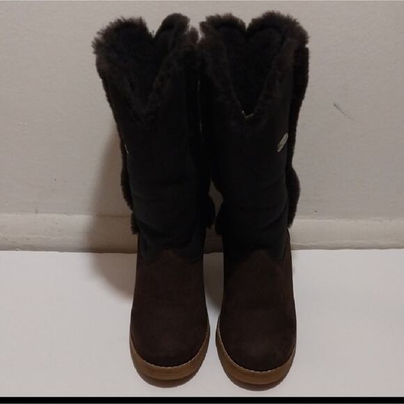 Pajar Shearling Fur Boots - Picture 2 of 11